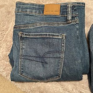 American Eagle High Rise Jegging